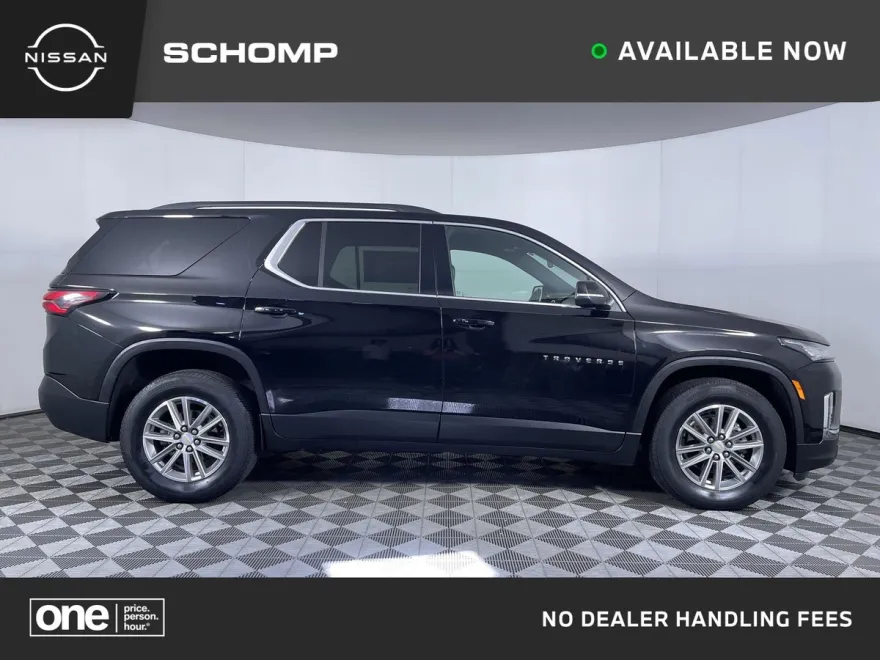 2023 Chevrolet Traverse Leather photo 1