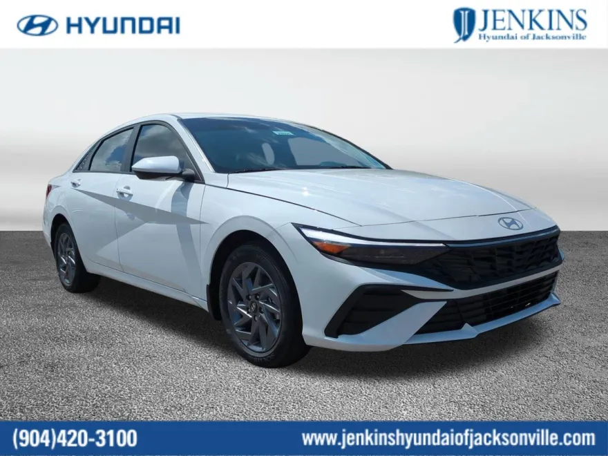 2025 Hyundai Elantra Hybrid Blue photo 1