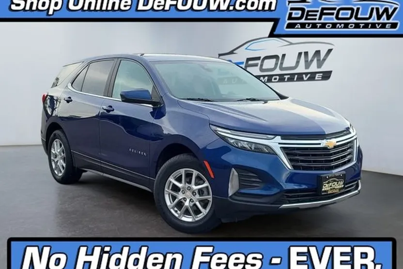 2022 Chevrolet Equinox LT photo 1