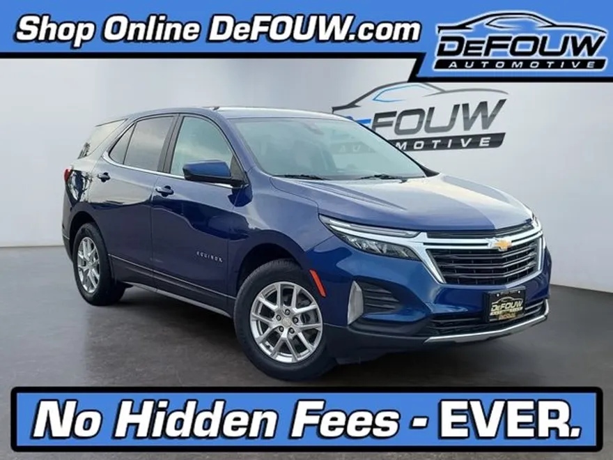 2022 Chevrolet Equinox LT photo 1