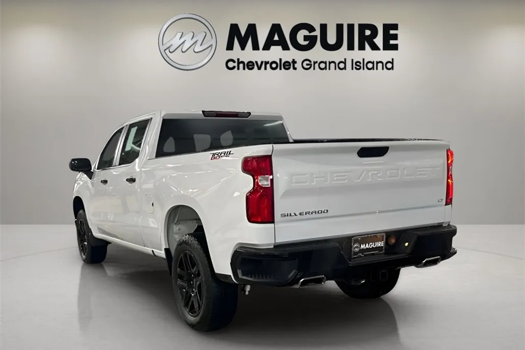 2024 Chevrolet Silverado 1500 LT Trail Boss photo 1