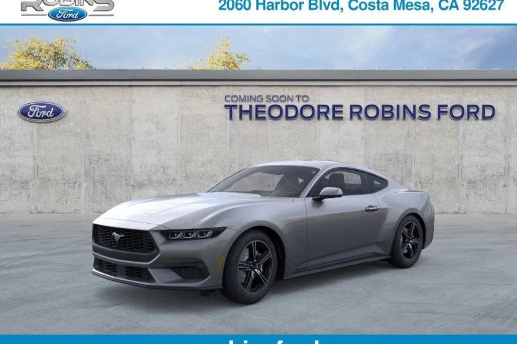 2025 Ford Mustang photo 1