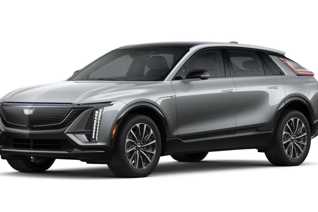 2025 Cadillac Lyriq Sport photo 1