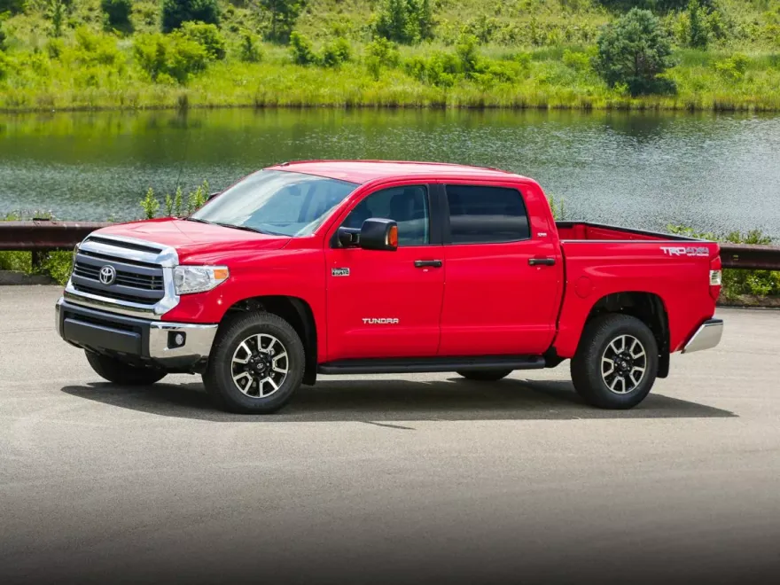 2016 Toyota Tundra SR5 photo 1
