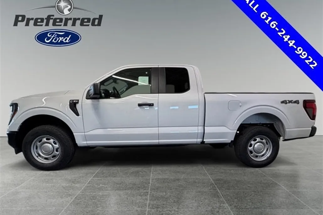 2025 Ford F-150 XL photo 1
