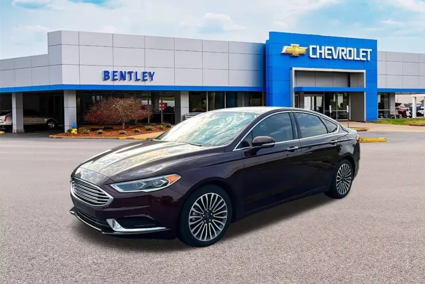 2018 Ford Fusion SE photo 1