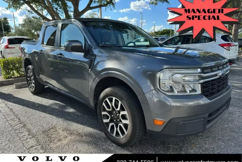 2022 Ford Maverick Lariat photo 1