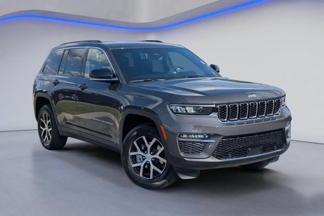 2025 Jeep Grand Cherokee Limited photo 1