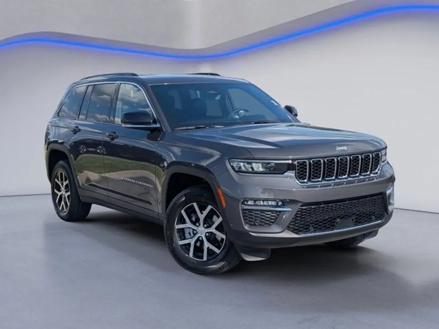 2025 Jeep Grand Cherokee Limited photo 1