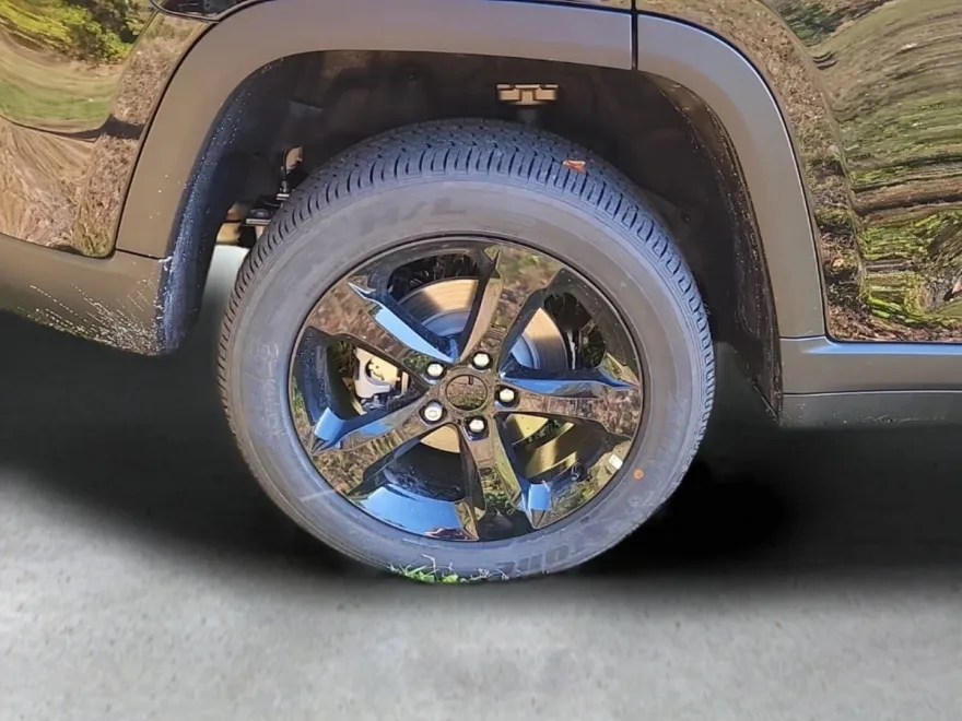 2025 Jeep Grand Cherokee Altitude photo 1