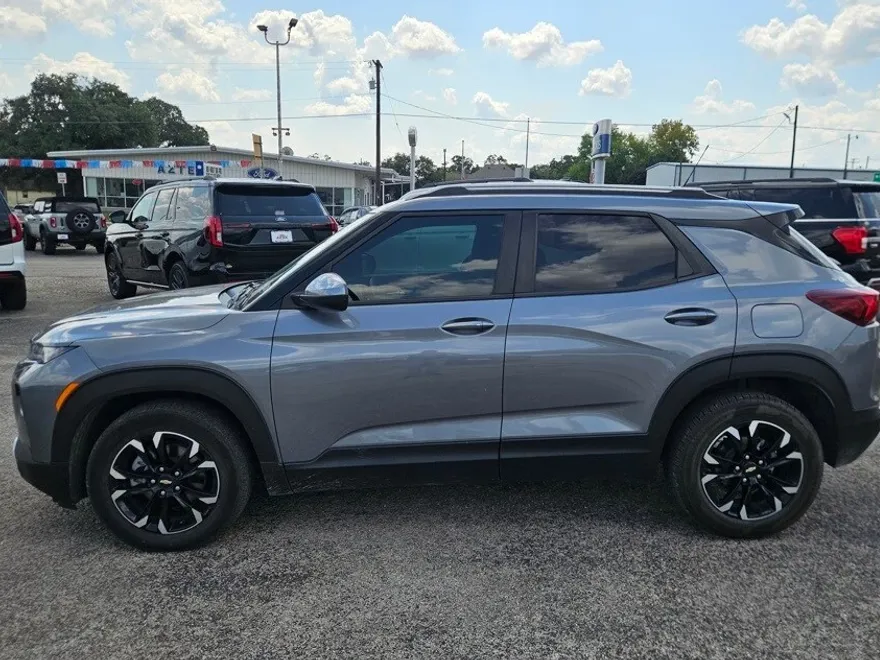 2021 Chevrolet Trailblazer LT photo 1