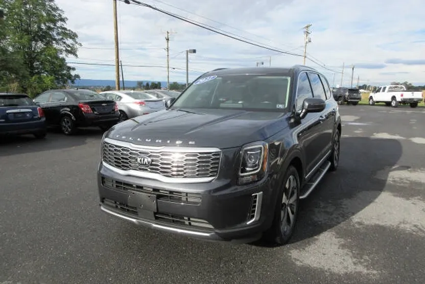 2021 Kia Telluride S photo 1