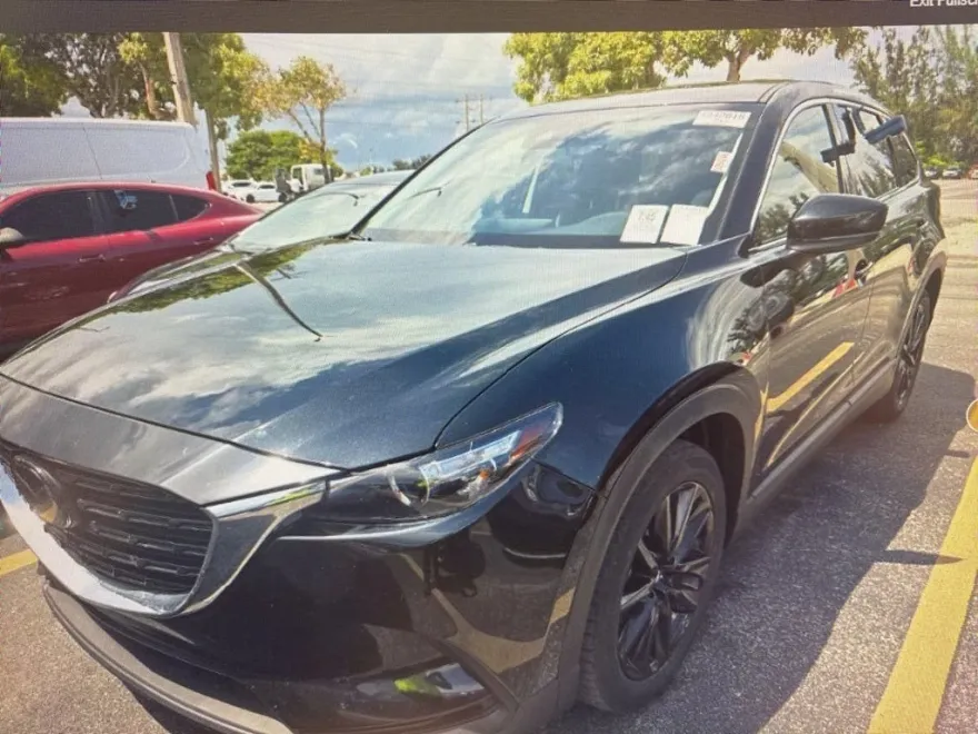 2023 Mazda CX-9 Touring photo 1