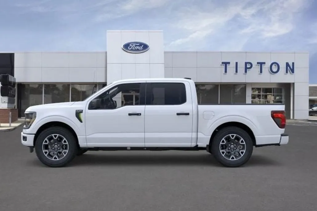 2025 Ford F-150 STX photo 1