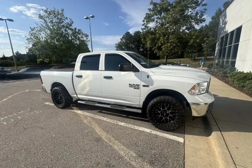 2019 Ram 1500 Classic Tradesman photo 1