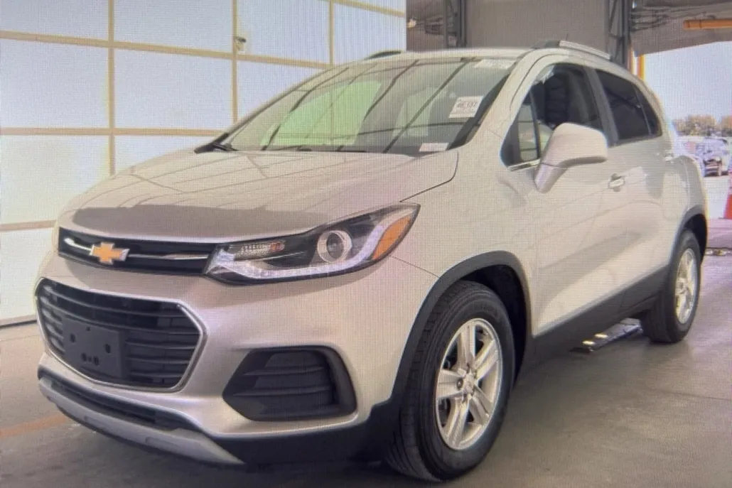 2019 Chevrolet Trax LT photo 1