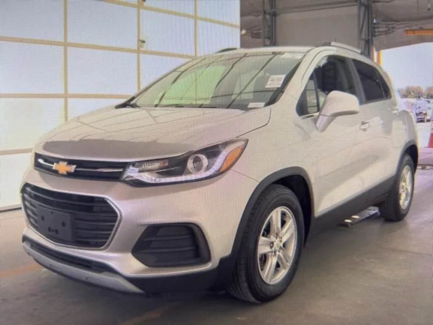 2019 Chevrolet Trax LT photo 1