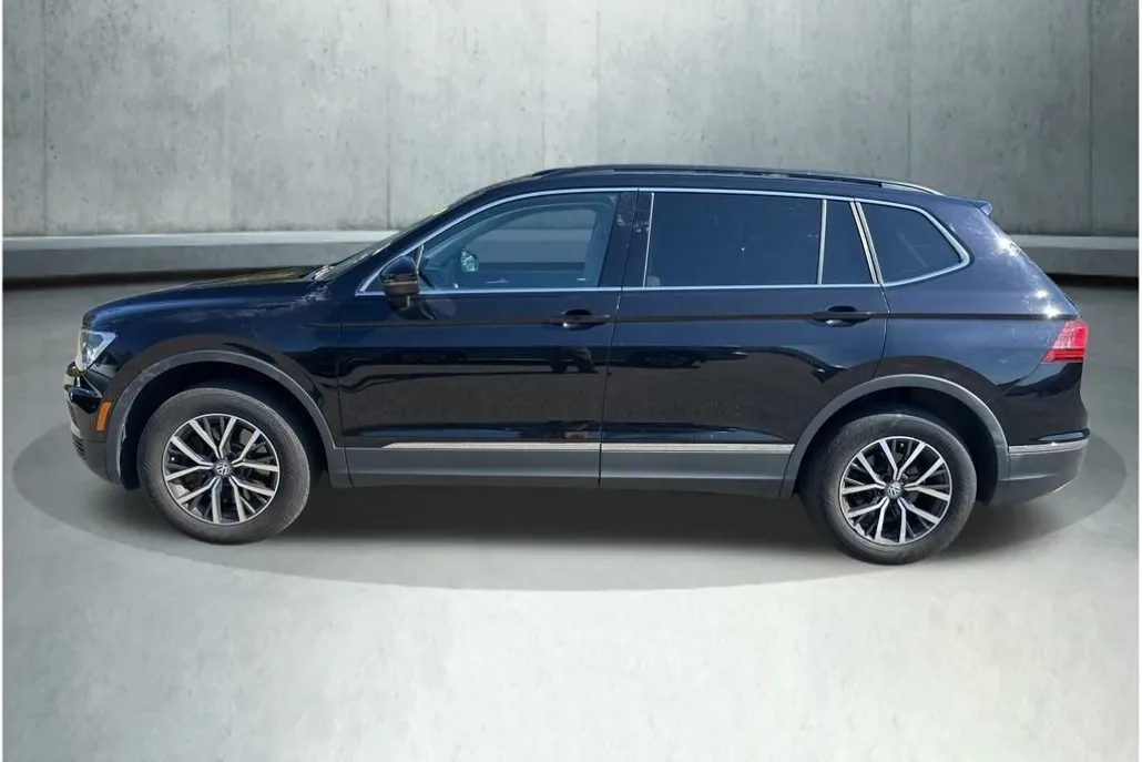 2020 Volkswagen Tiguan SE photo 1