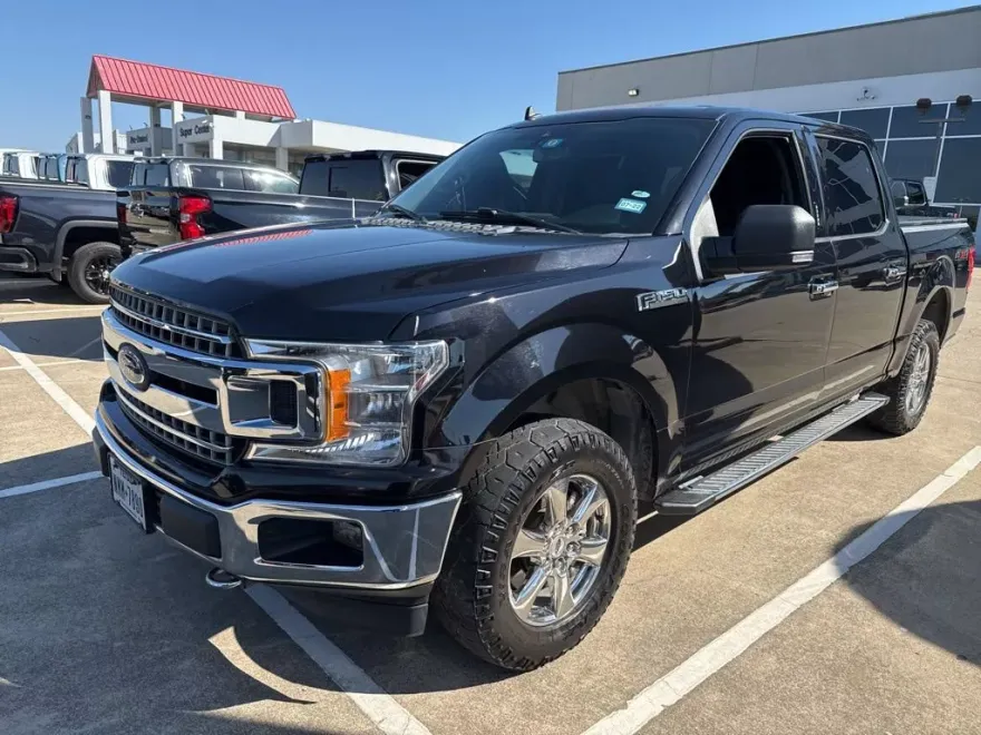 2020 Ford F-150 XLT photo 1
