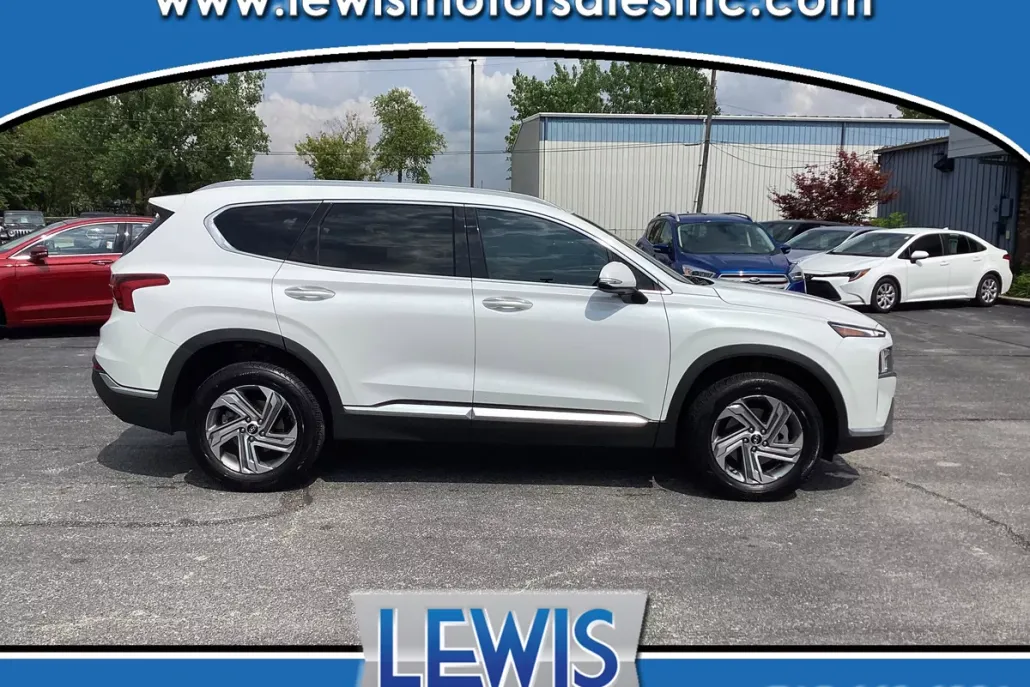2022 Hyundai Santa Fe SEL photo 1
