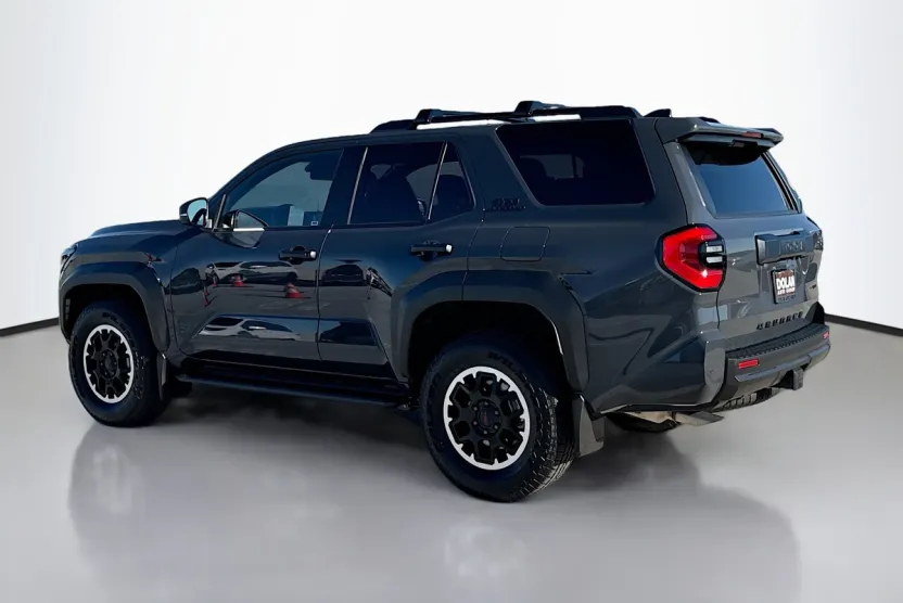 2025 Toyota 4Runner TRD Off-Road photo 1