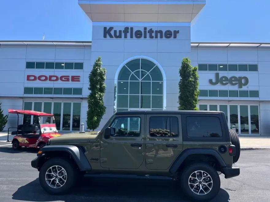 2025 Jeep Wrangler Sport S photo 1
