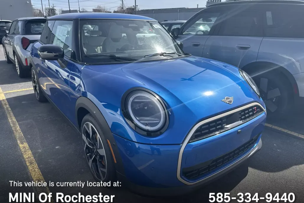 2025 Mini Cooper S Hardtop 2 Door Iconic photo 1