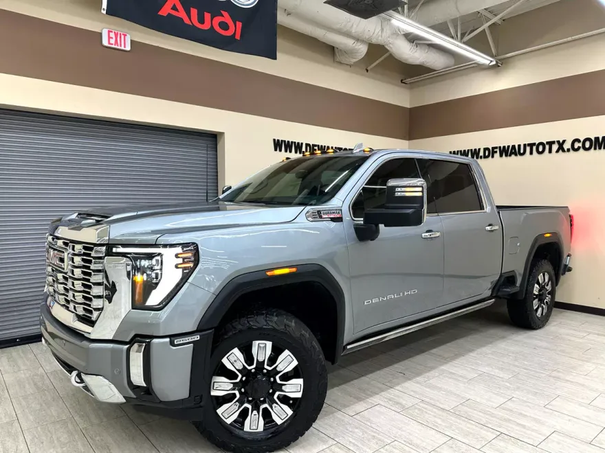 2024 Gmc Sierra HD Denali photo 1