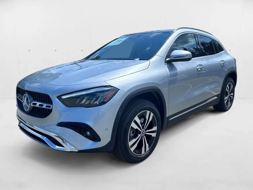 2026 Mercedes Benz GLA 250 4MATIC photo 1