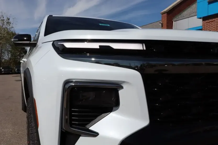 2026 Chevrolet Traverse Z71 photo 1