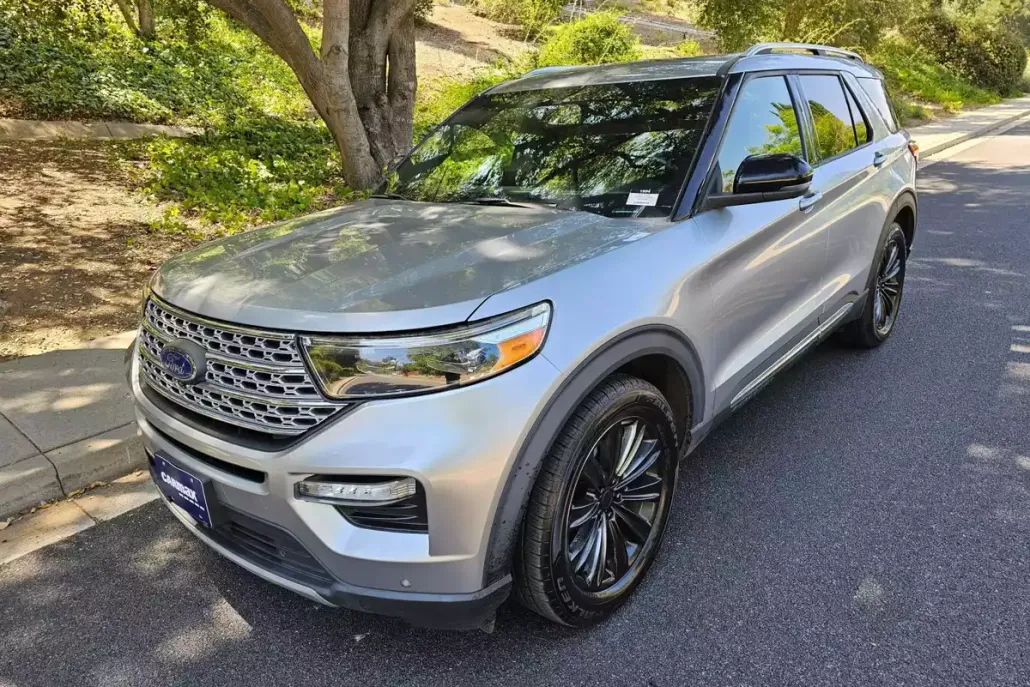 2020 Ford Explorer Limited Sport photo 1