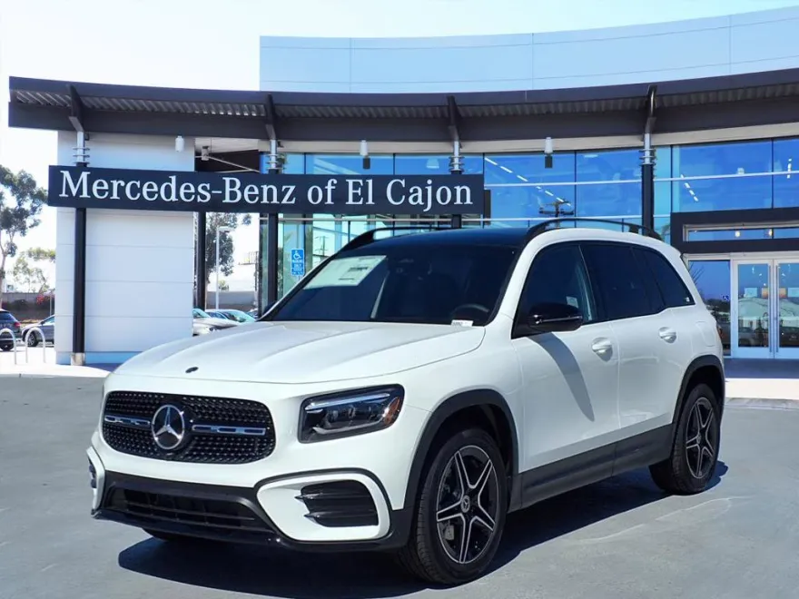 2026 Mercedes Benz GLB 250 photo 1