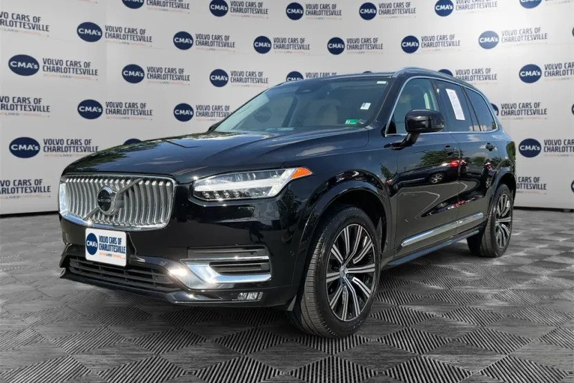 2023 Volvo XC90 AWD Plus photo 1