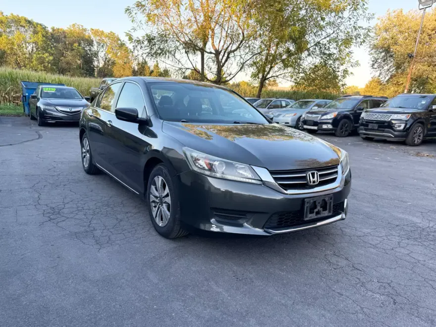 2013 Honda Accord LX photo 1