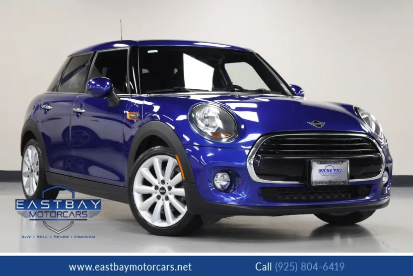 2019 Mini Cooper 4 Door Hardtop Oxford Edition photo 1