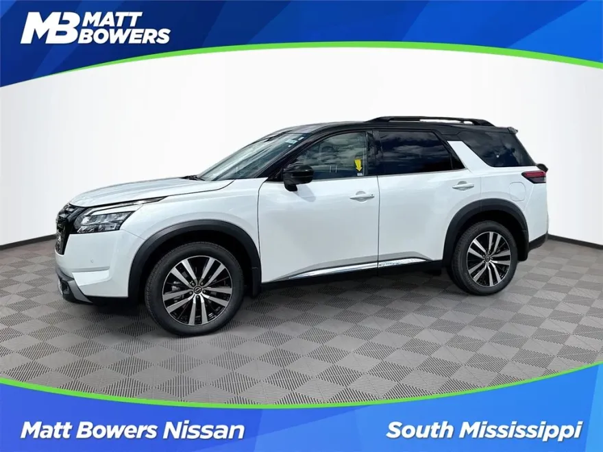 2025 Nissan Pathfinder Platinum photo 1
