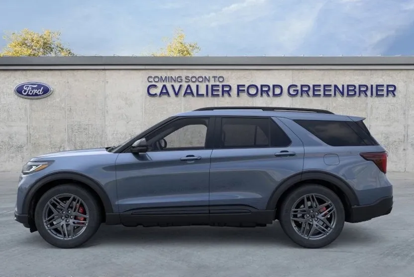 2025 Ford Explorer ST photo 1