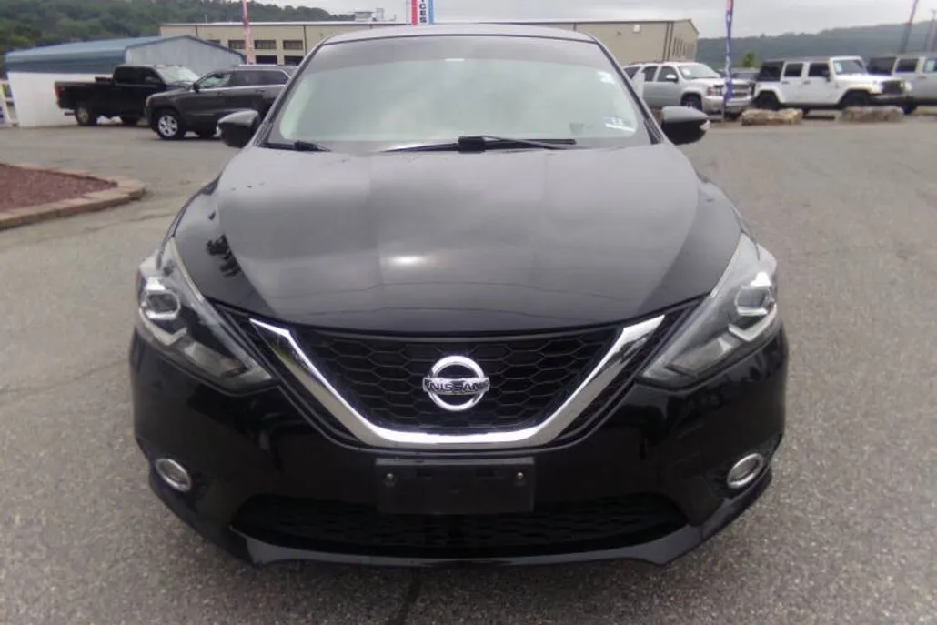 2017 Nissan Sentra SR Turbo photo 1