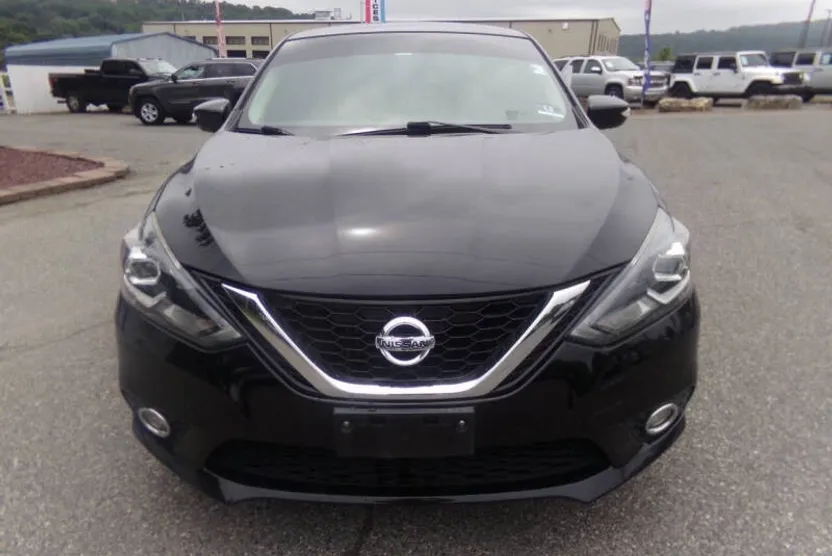 2017 Nissan Sentra SR Turbo photo 1