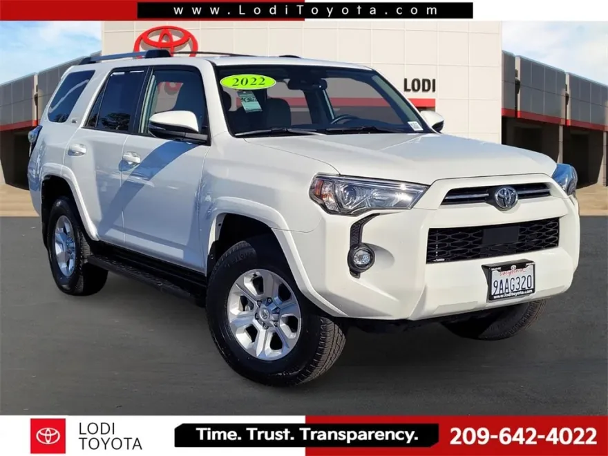 2022 Toyota 4Runner SR5 Premium photo 1