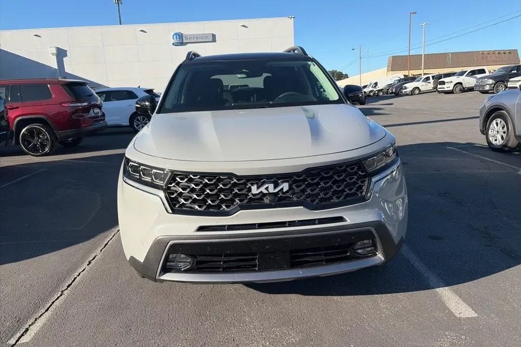 2023 Kia Sorento X-Line SX Prestige photo 1