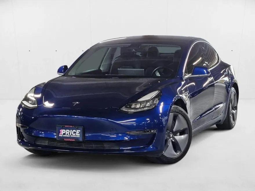 2018 Tesla Model 3 Long Range photo 1
