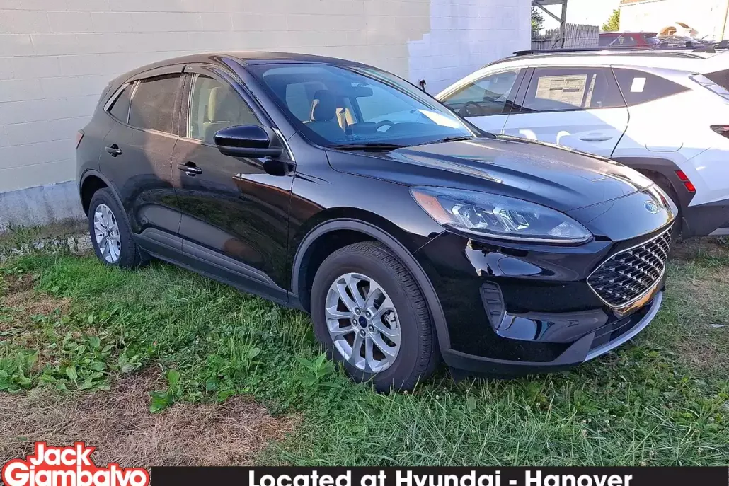 2020 Ford Escape SE Sport photo 1