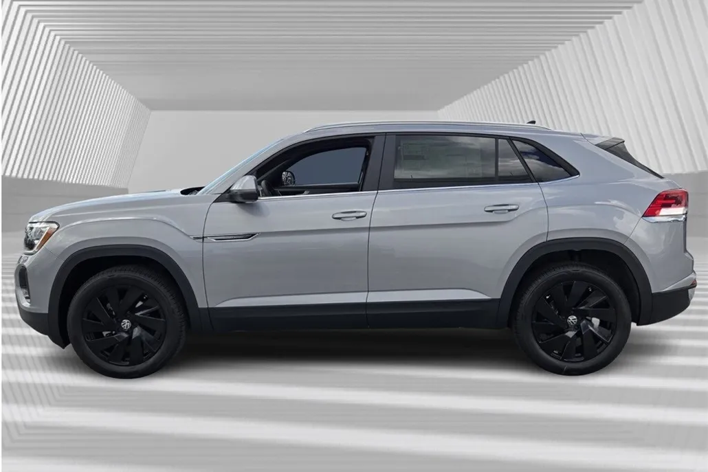 2026 Volkswagen Atlas Cross Sport SE Technology photo 1