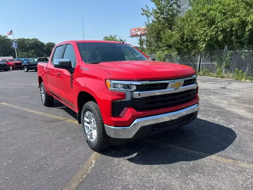 2025 Chevrolet Silverado 1500 LT photo 1