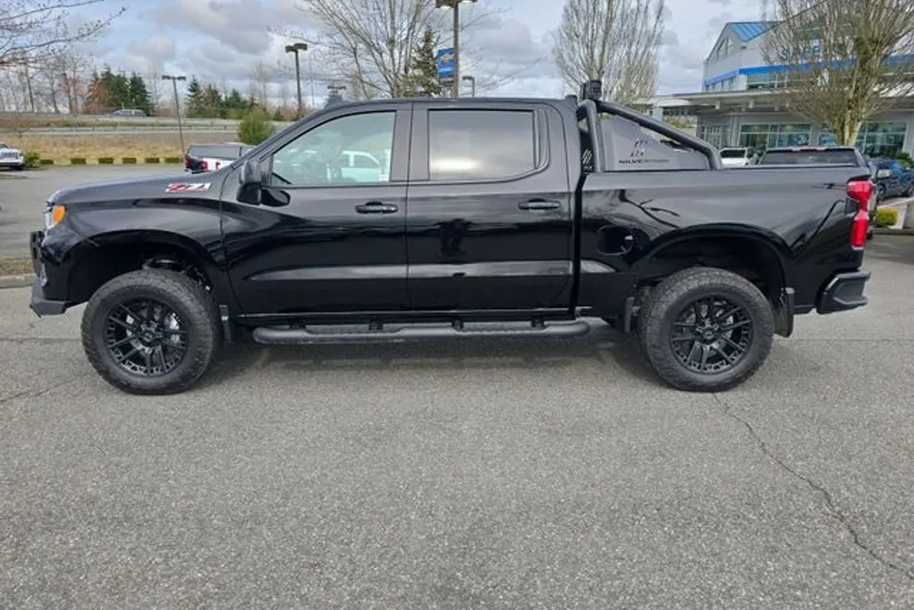 2023 Chevrolet Silverado 1500 RST photo 1
