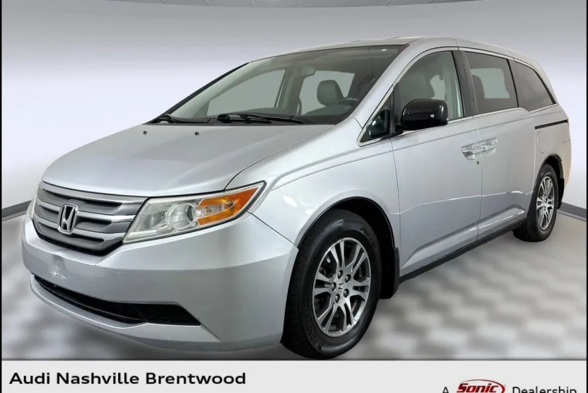 2013 Honda Odyssey EX-L photo 1