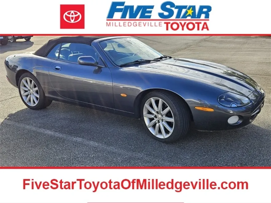 2004 Jaguar XK 8 photo 1