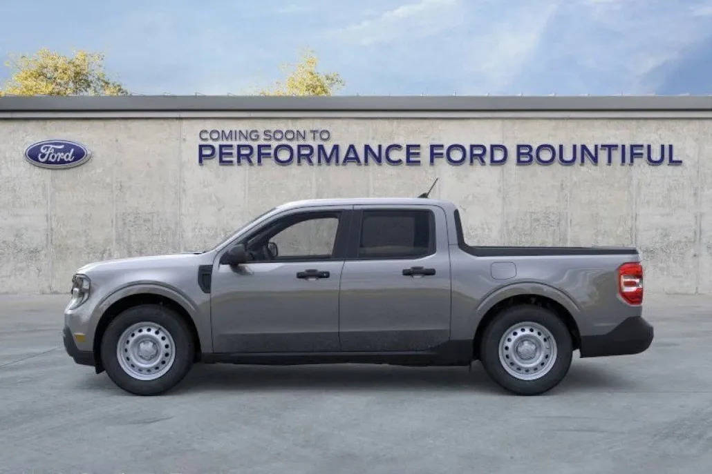 2025 Ford Maverick XL photo 1