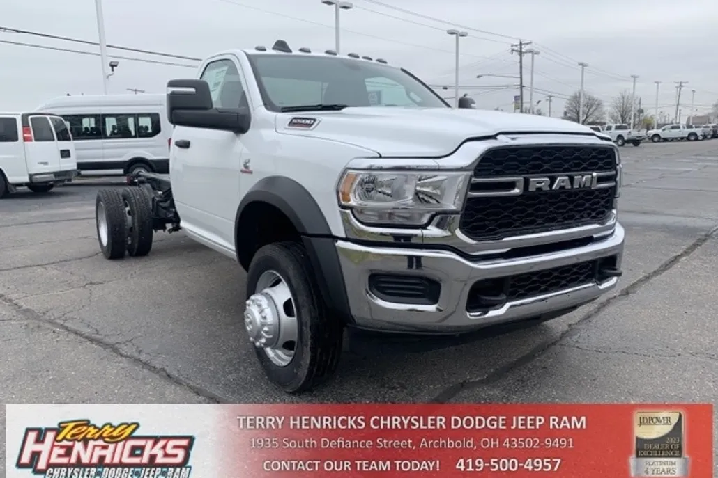 2024 Ram 5500 Tradesman photo 1